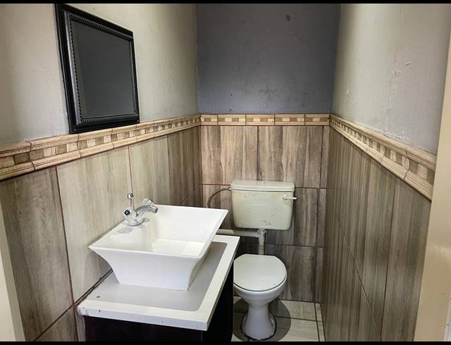 3 BEDROOM HOUSE FOR SALE IN BRENTHURST